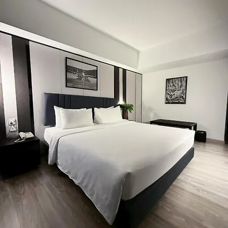 12 The Residence Hotel At Don Mueang Airport Bangkok Exterior photo